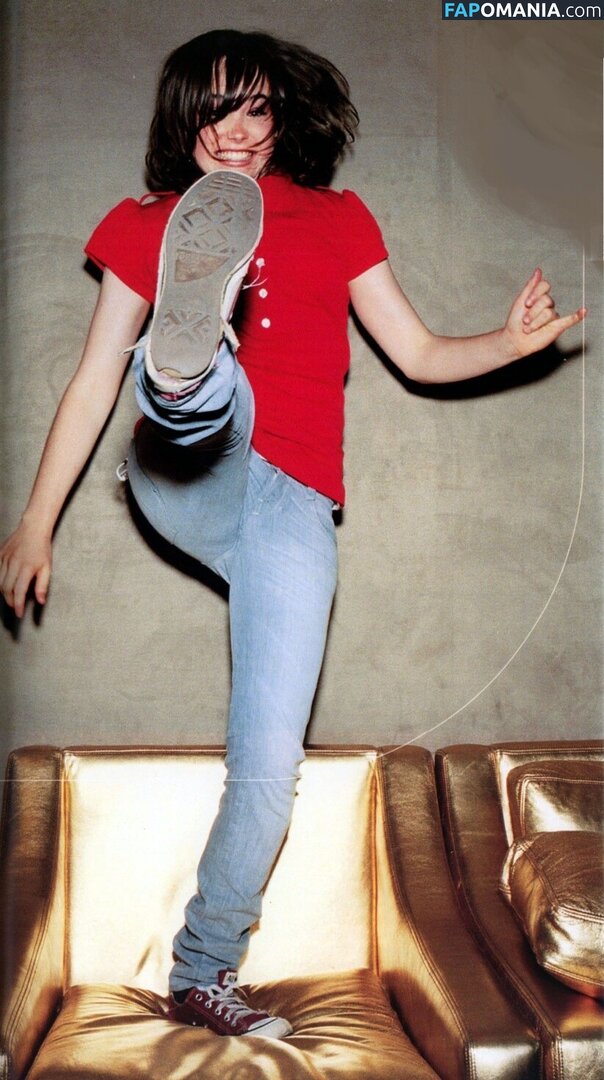 Elliot Page / elliotpage / formerly Ellen Page Naakt OnlyFans  Gelekte foto #12