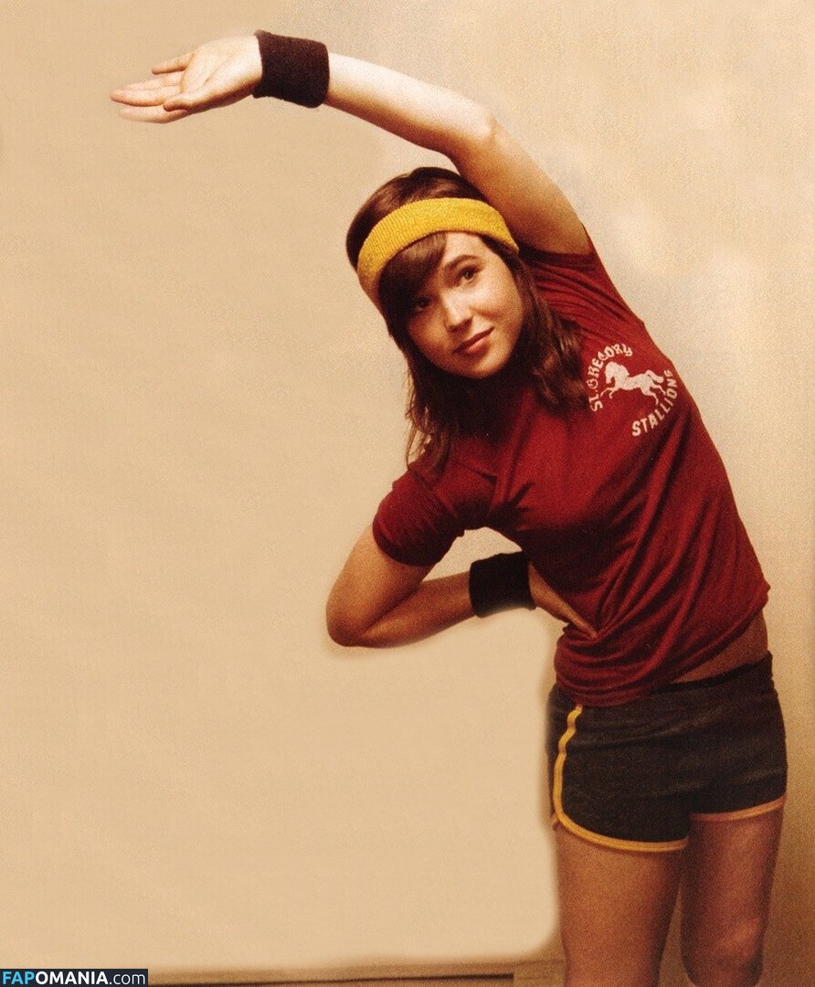 Elliot Page / elliotpage / formerly Ellen Page Naakt OnlyFans  Gelekte foto #16