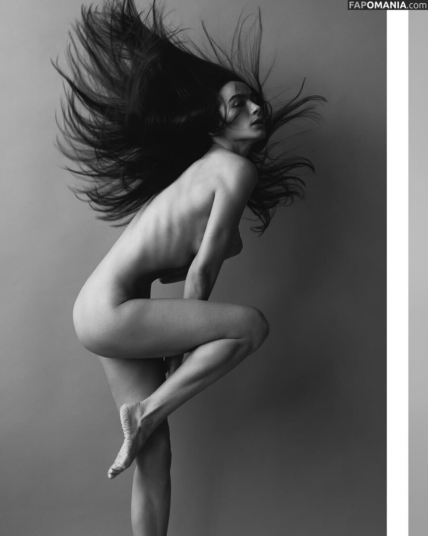 Elvina Garaeva / elyagara Naakt OnlyFans  Gelekte foto #1