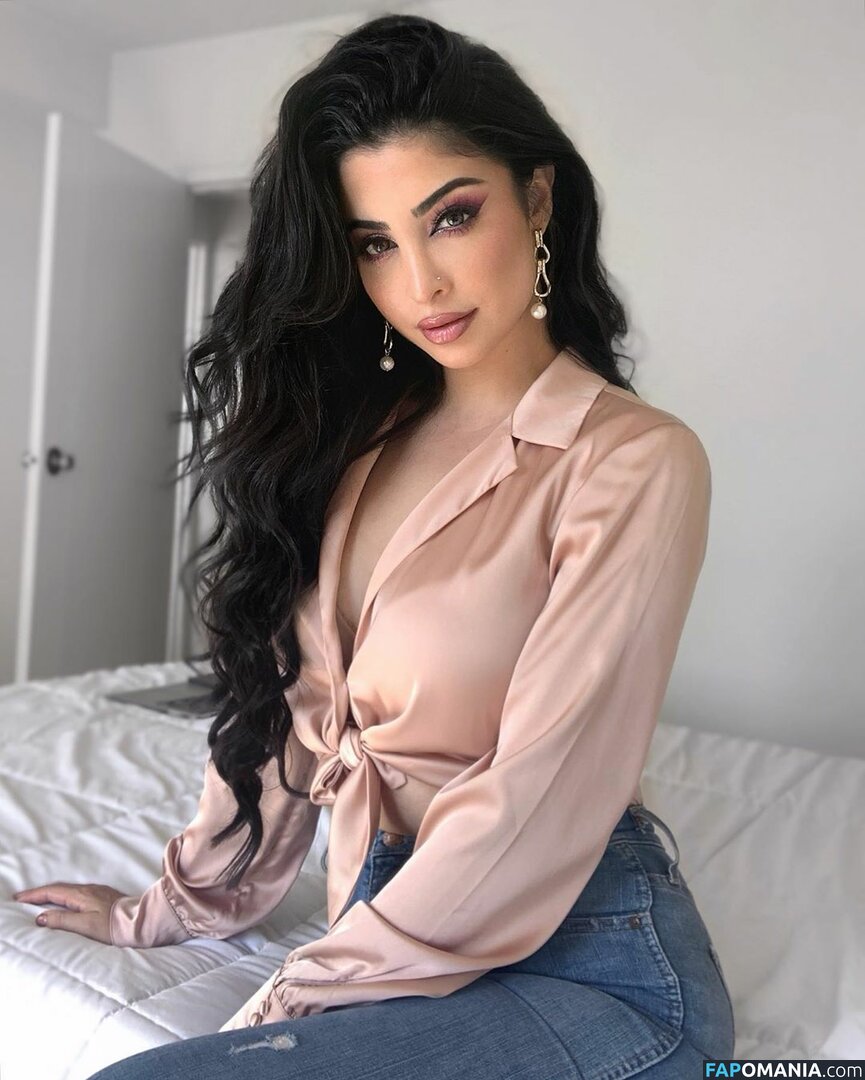 Elwa Saleh Naakt OnlyFans  Gelekte foto #13