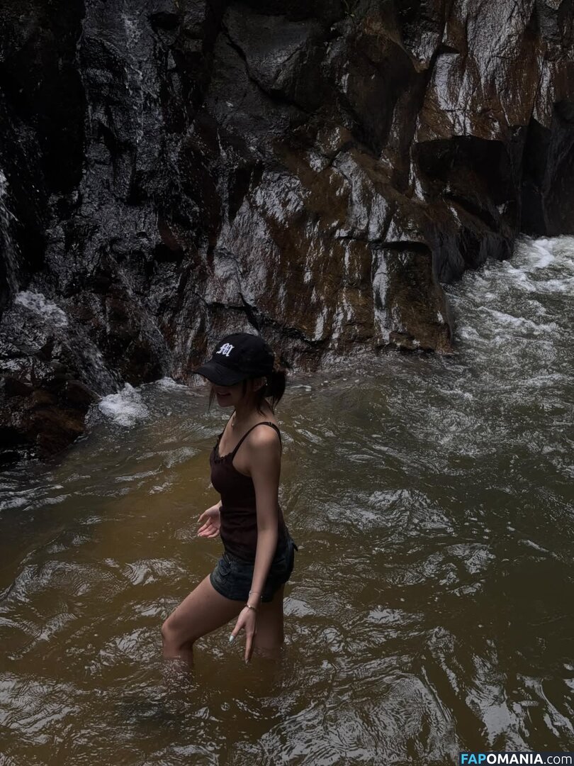 Elyn Leong / elynleonggg / https: Naakt OnlyFans  Gelekte foto #1