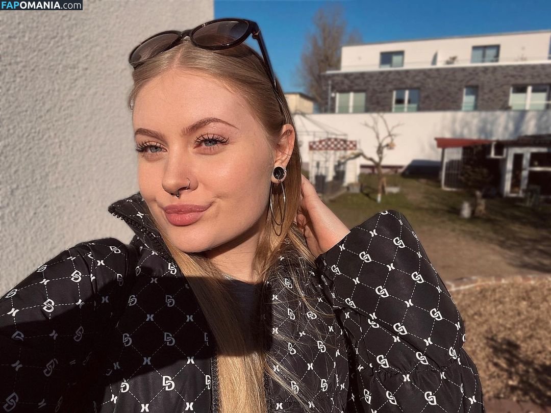 emaazing Naakt OnlyFans  Gelekte foto #1