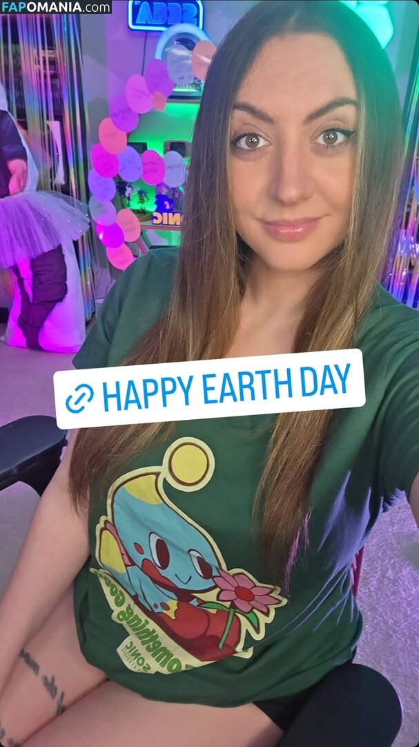 Emidivergent / https: Naakt OnlyFans  Gelekte foto #2