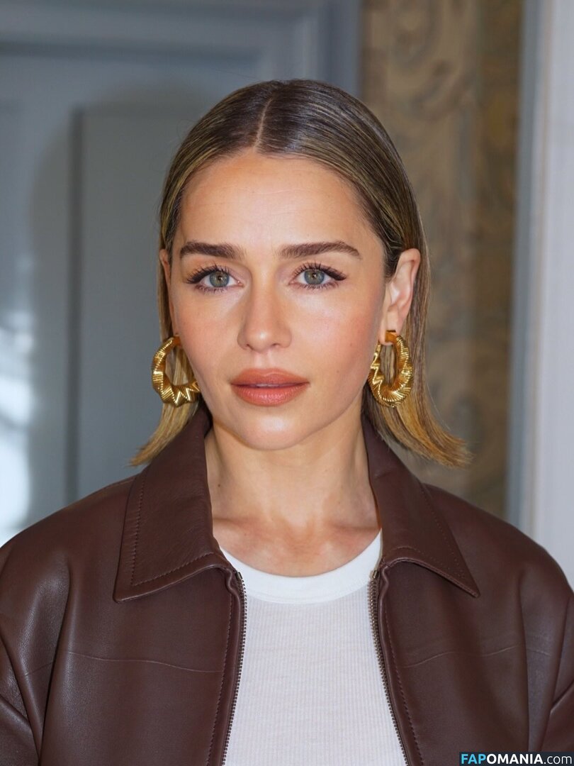 Emilia Clarke / clarkeyxo / emilia_clarke / emiliaclarke / emiliaclarkecentral / https: Naakt OnlyFans  Gelekte foto #926
