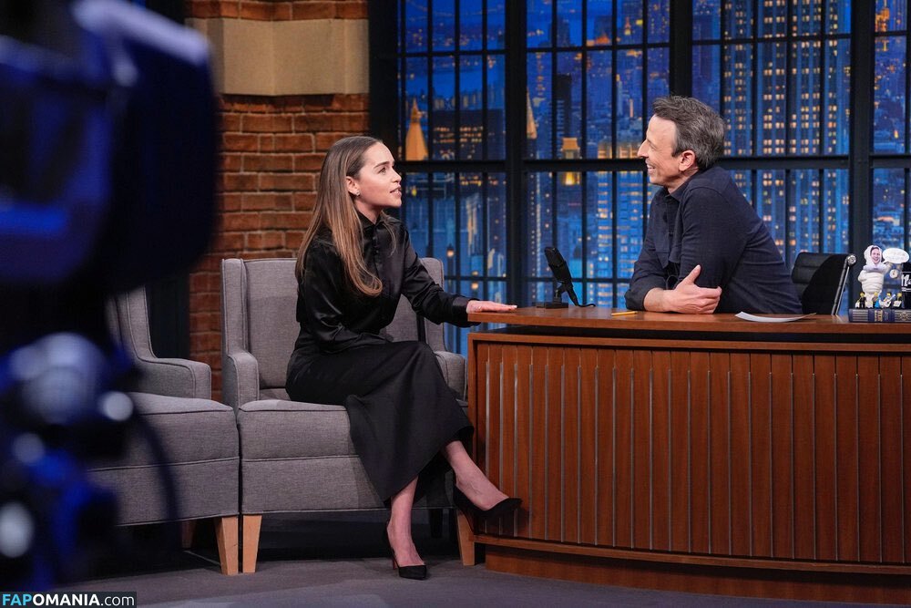 Emilia Clarke / clarkeyxo / emilia_clarke / emiliaclarke / emiliaclarkecentral / https: Naakt OnlyFans  Gelekte foto #935