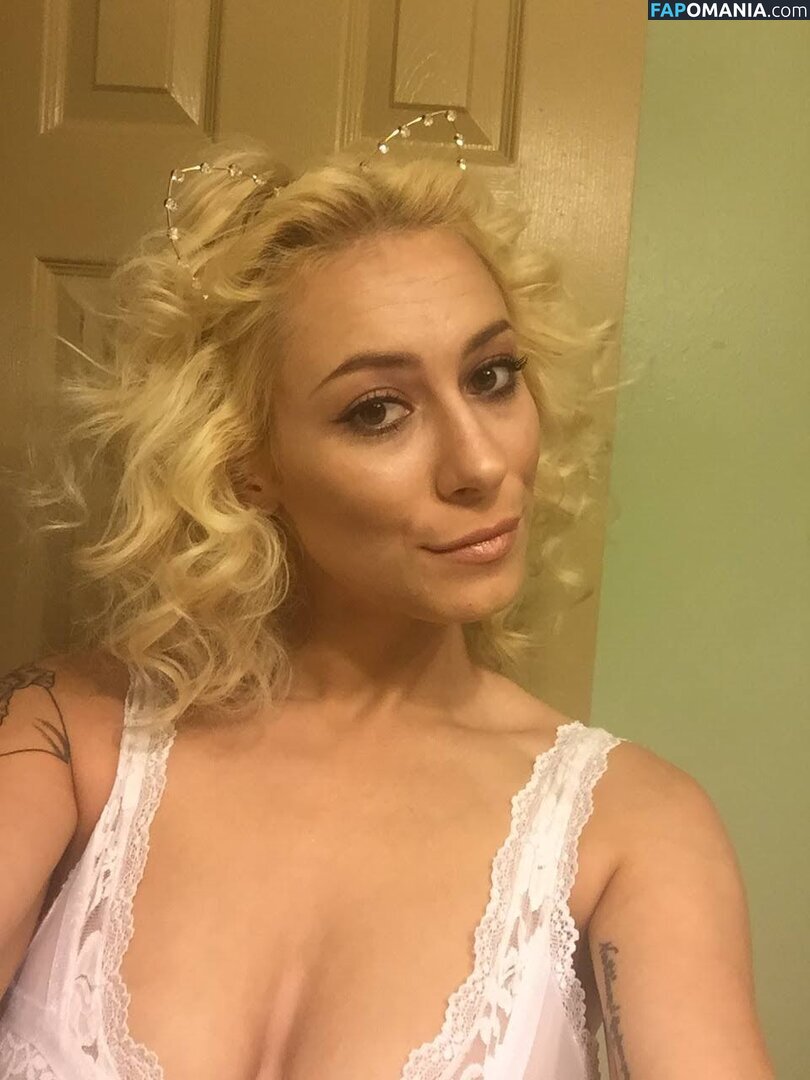 Emilia Moreland / Emily Moreland / Emmy Monroe / LadyLoveRival / LadyRival / LadyyRival / hypnotichealingby_emilia Naakt OnlyFans  Gelekte foto #5