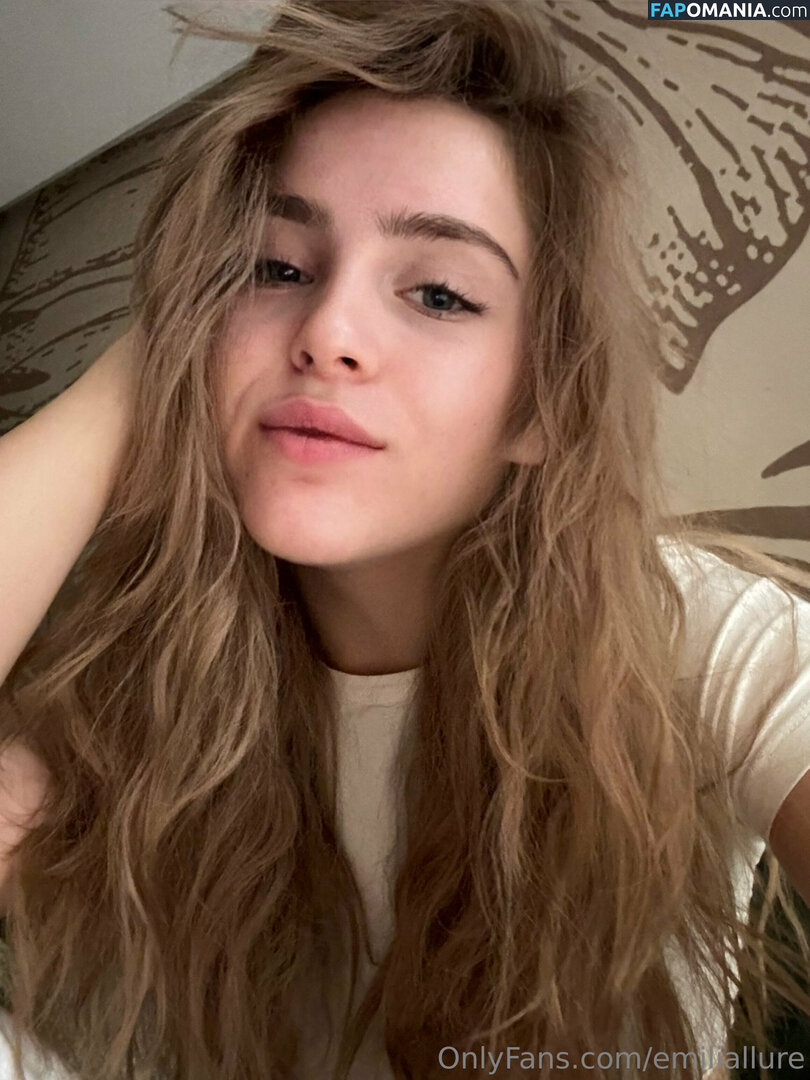 emiliallure Naakt OnlyFans  Gelekte foto #8