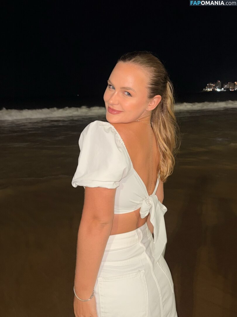 Emilly Schellmann / _emillyschellmann Naakt OnlyFans  Gelekte foto #8