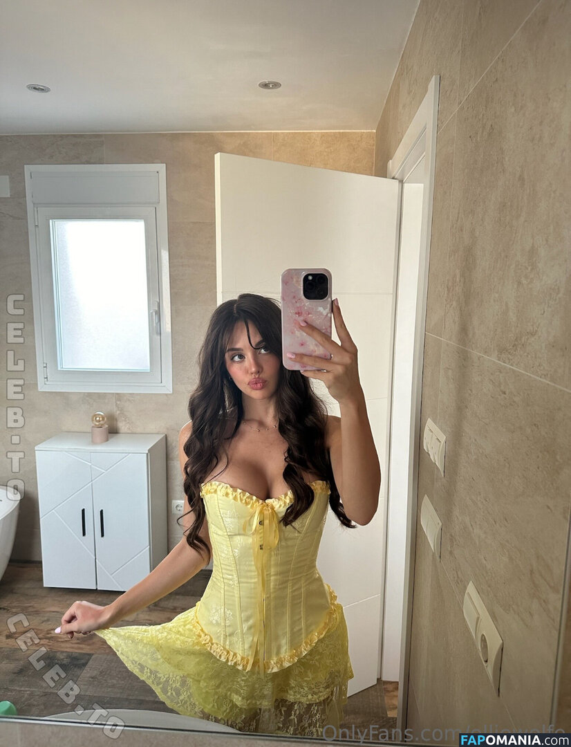 EMILYBLACKYT / Emily Black / ItsEmilyBlackYT / emblack / emilyblacktok / https: / itsemilyblack Naakt OnlyFans  Gelekte foto #5