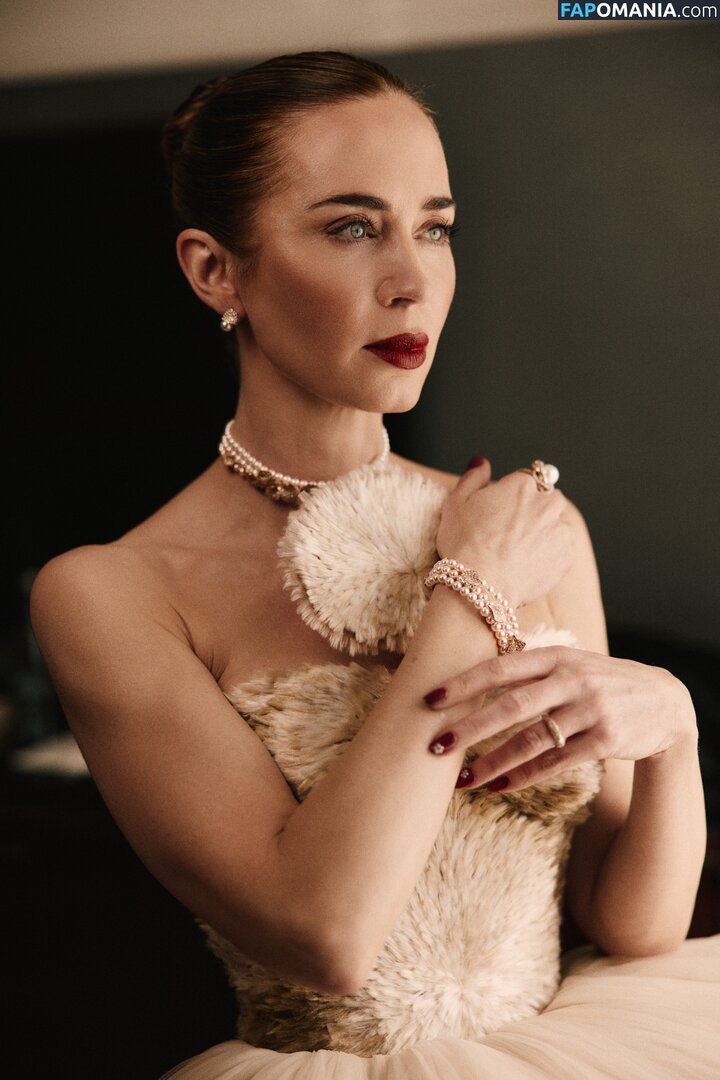 Emily Blunt / _emily_blunt_ / twogirlsoneblunt Naakt OnlyFans  Gelekte foto #460