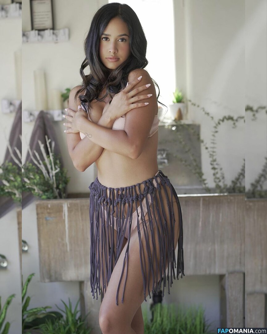 Emily Tosta / emilytosta Naakt OnlyFans  Gelekte foto #153