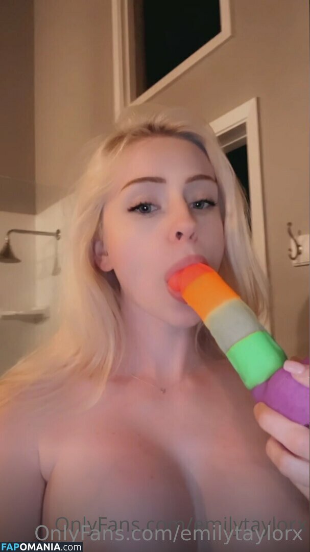 emilytaylorx Naakt OnlyFans  Gelekte foto #10