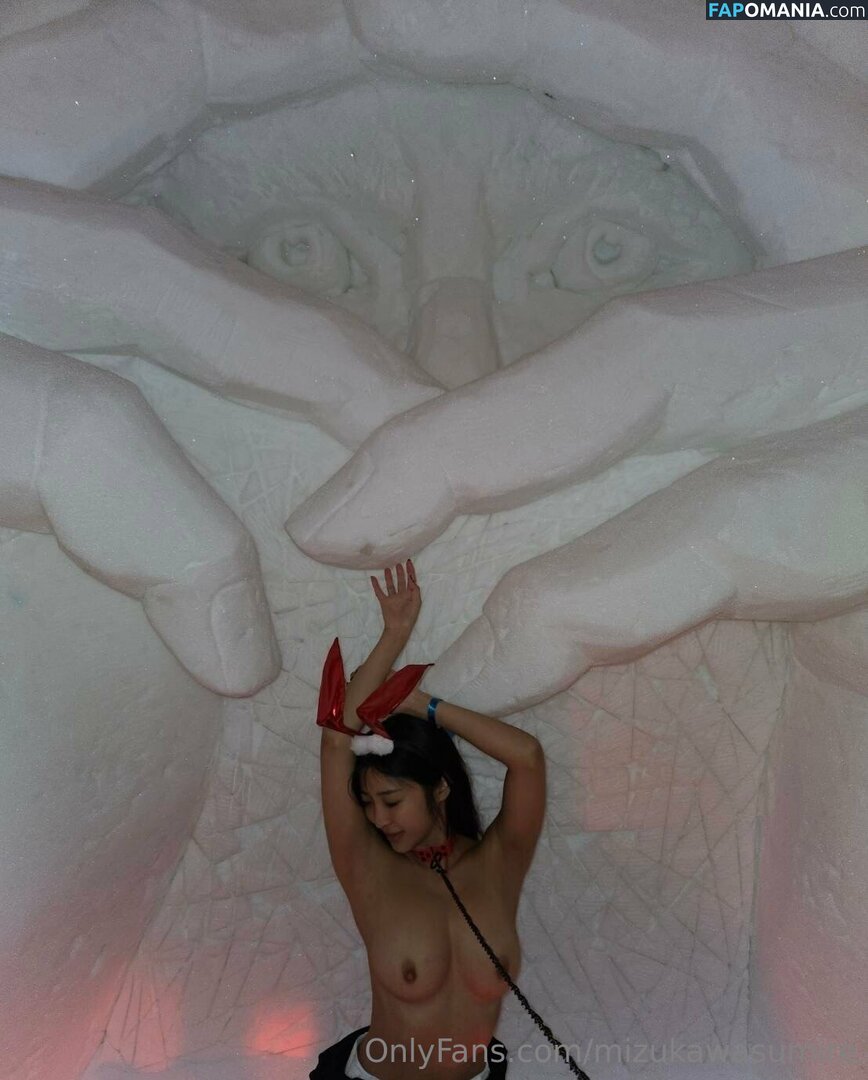 Emiri Momata / emirimomota / mizukawasumire Naakt OnlyFans  Gelekte foto #17