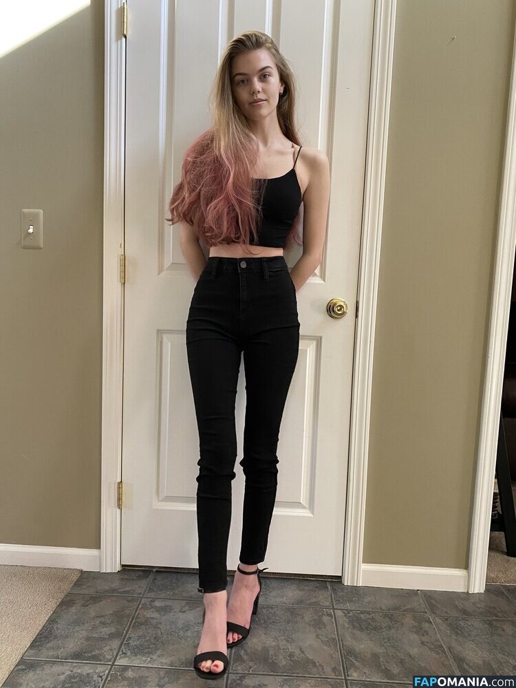 Bradpittsgf / Emma Beardsley / emmabbeardsley Naakt OnlyFans  Gelekte foto #16