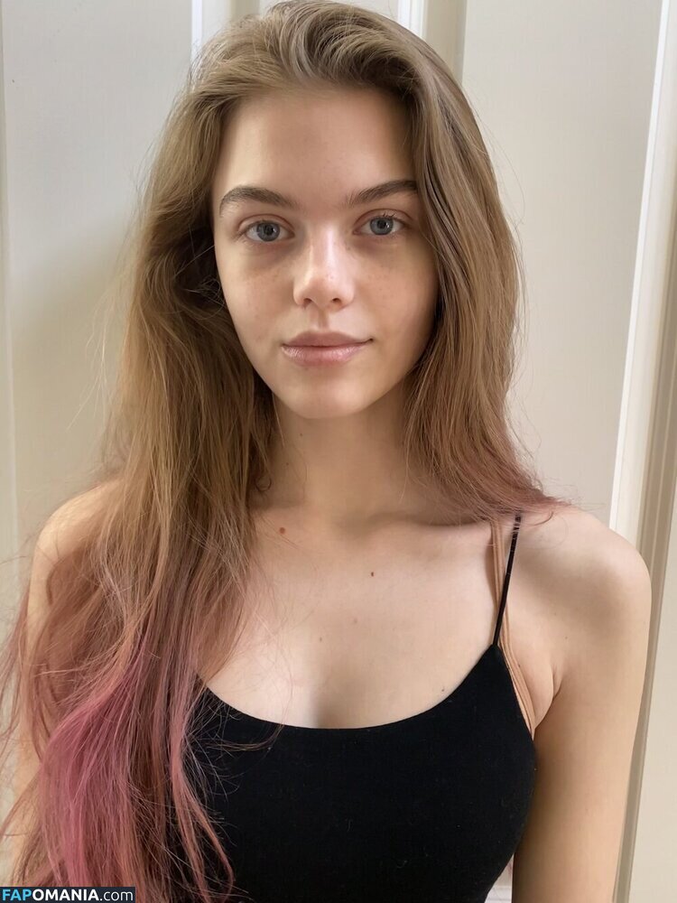 Bradpittsgf / Emma Beardsley / emmabbeardsley Naakt OnlyFans  Gelekte foto #19