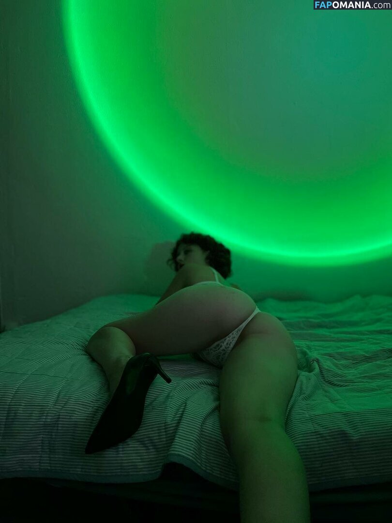 Emma_calypso / emma_calypsoo / emmacalypsoo / emmaclps Naakt OnlyFans  Gelekte foto #8