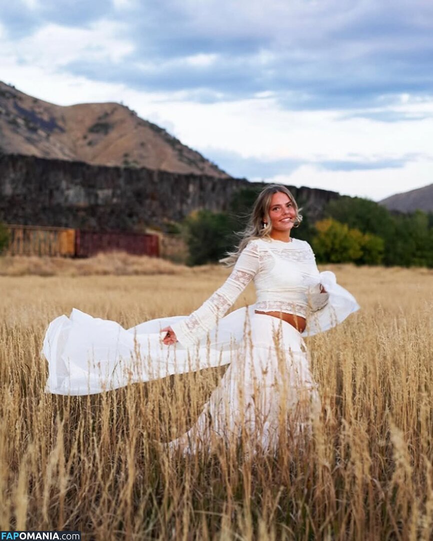 Emmi Butler / emmilaurie Naakt OnlyFans  Gelekte foto #5