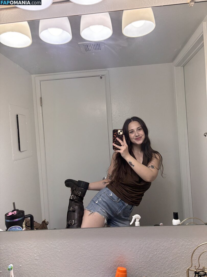 emocranberries / emocranberry Naakt OnlyFans  Gelekte foto #6