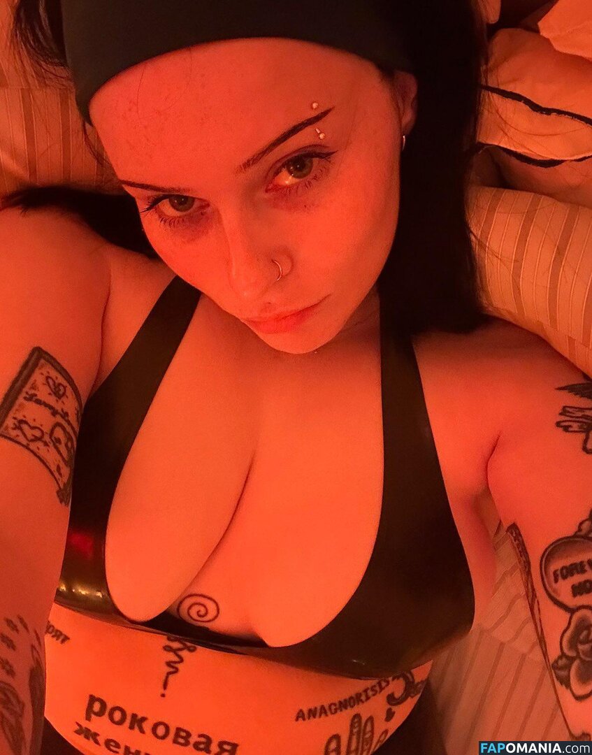 arianalgrande / emowag420 Naakt OnlyFans  Gelekte foto #2