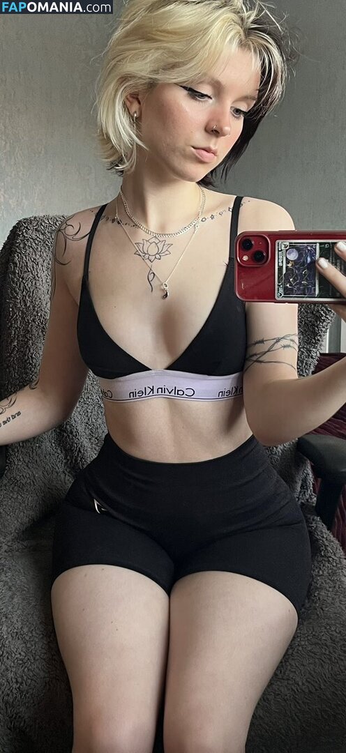 Emzeeni / cw / https: Naakt OnlyFans  Gelekte foto #1