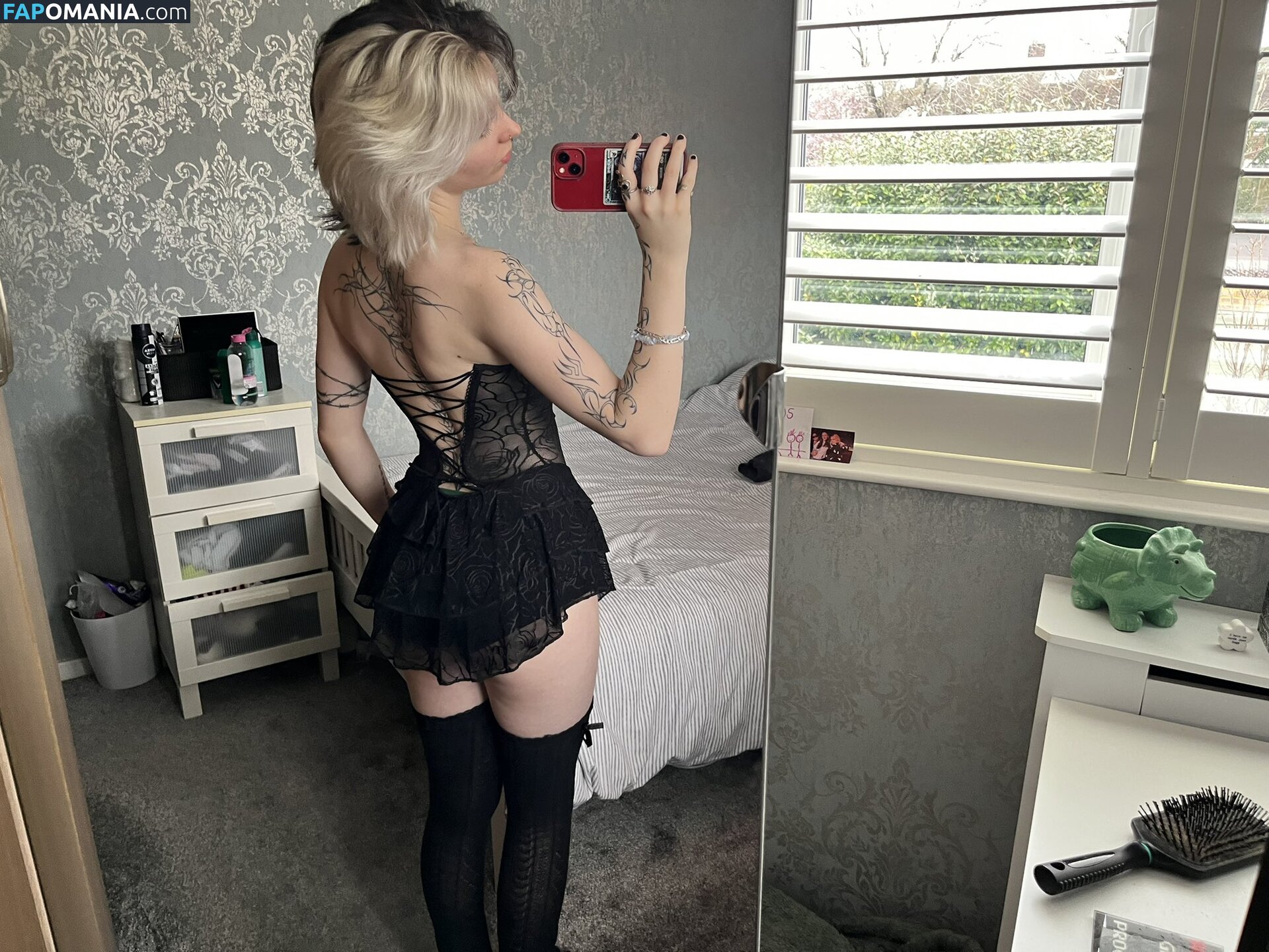 Emzeeni / cw / https: Naakt OnlyFans  Gelekte foto #4