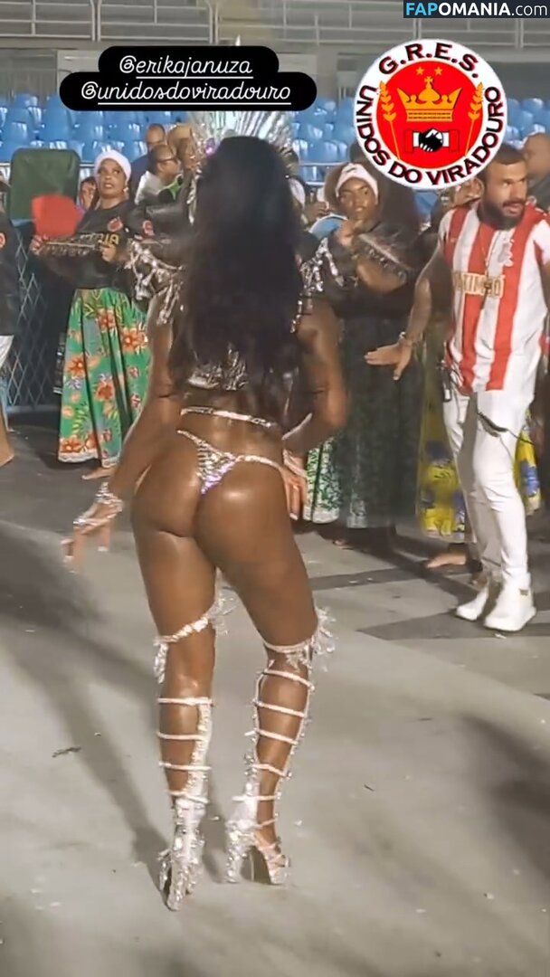 Erika Januza / erikajanuza Naakt OnlyFans  Gelekte foto #2