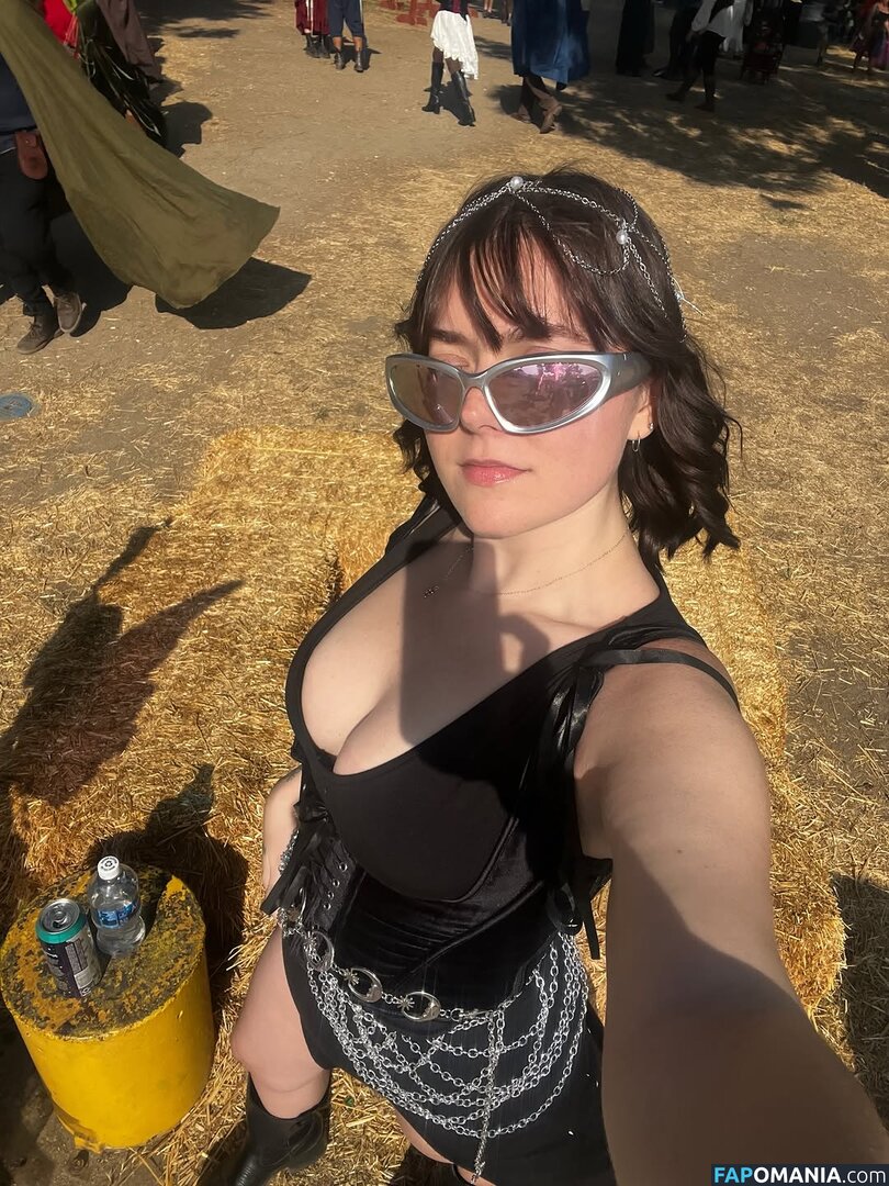 Erin Dougal / Smosh / erindougal Naakt OnlyFans  Gelekte foto #8