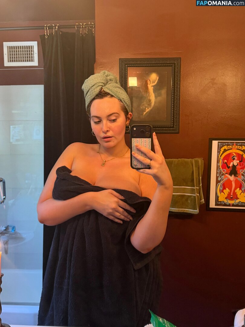 Erinmhk / erinmarleyklay / noterinmhk Naakt OnlyFans  Gelekte foto #104