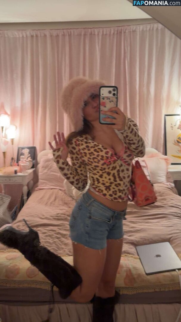 Ester Dobrik / esterrdobrik Naakt OnlyFans  Gelekte foto #53