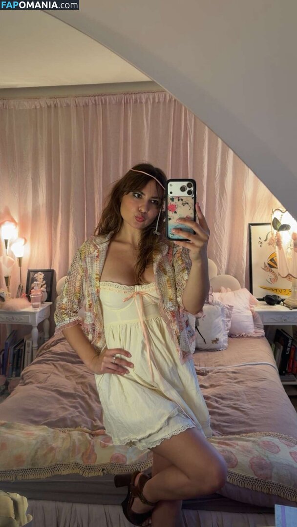 Ester Dobrik / esterrdobrik Naakt OnlyFans  Gelekte foto #106