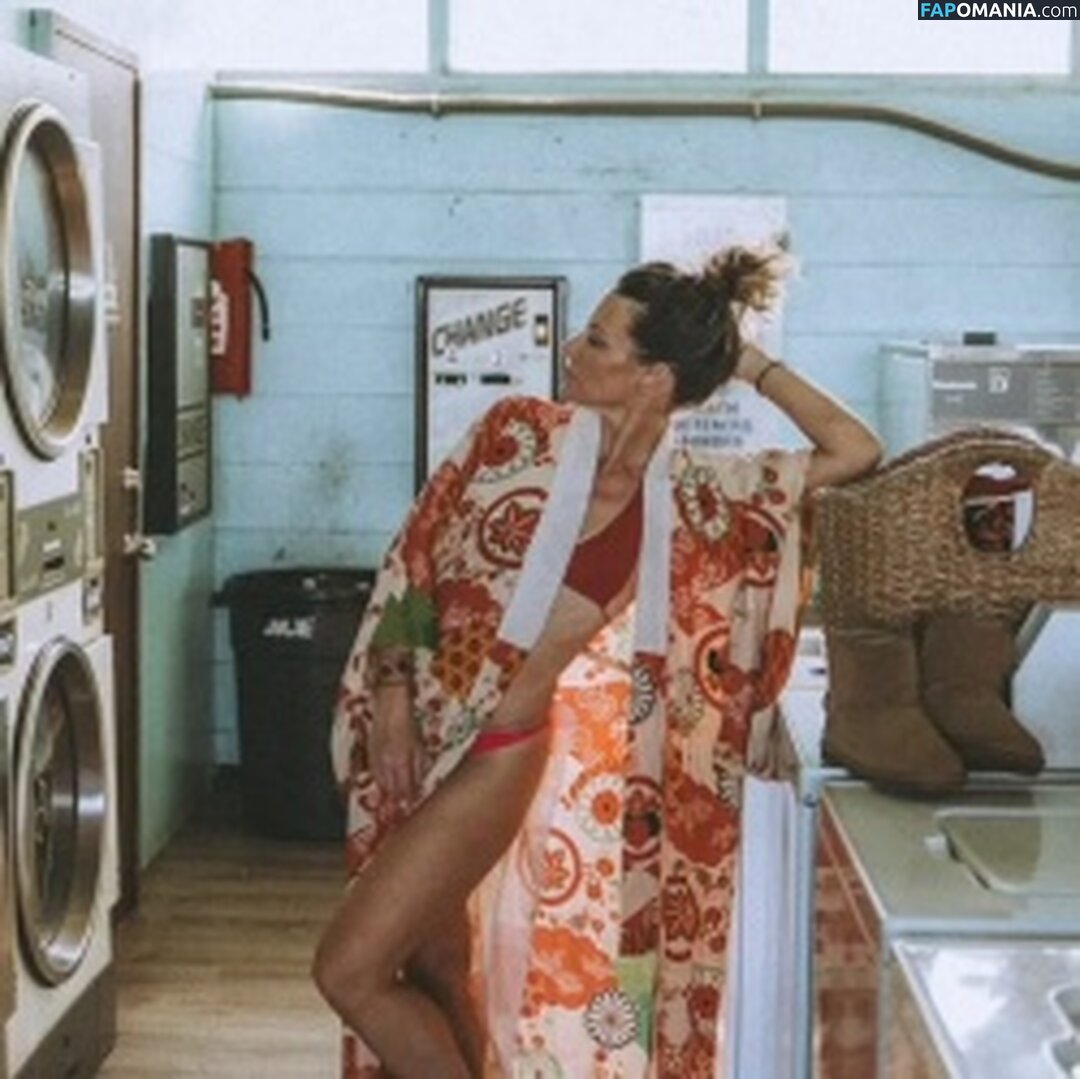 Evangeline Lilly / EvangelineLilly / evangelinelillyofficial / https: / lilyevangeline Naakt OnlyFans  Gelekte foto #78