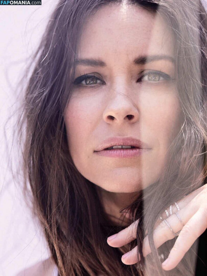 Evangeline Lilly / EvangelineLilly / evangelinelillyofficial / https: / lilyevangeline Naakt OnlyFans  Gelekte foto #80