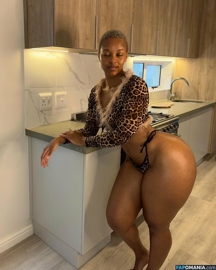 Faustina Thobakgale / faustinaroyale / formidable_byfaustina Naakt OnlyFans  Gelekte foto #12