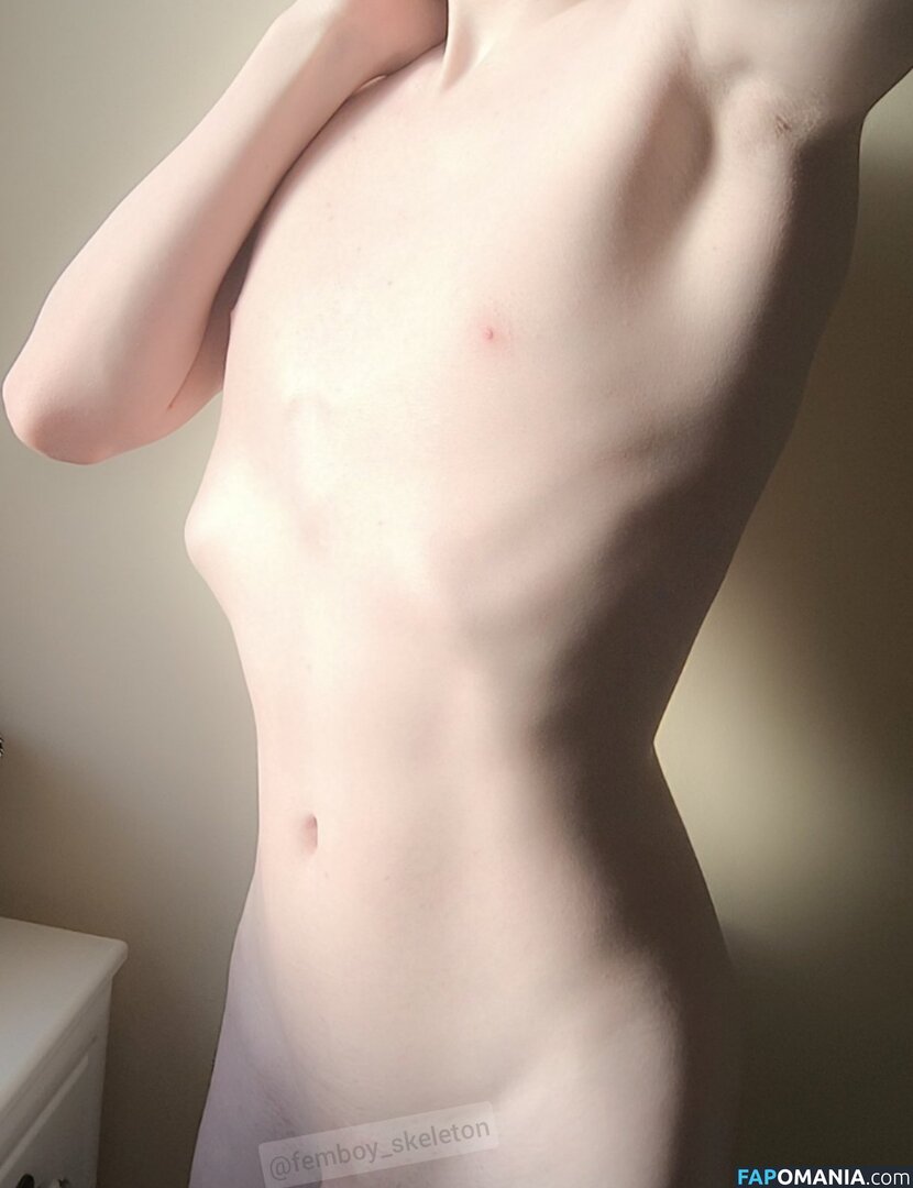 femboy_skeleton / https: / nyxpup Naakt OnlyFans  Gelekte foto #11