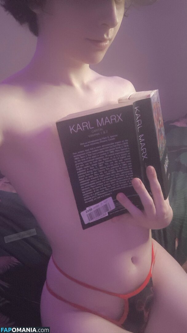 femboy_skeleton / https: / nyxpup Naakt OnlyFans  Gelekte foto #15