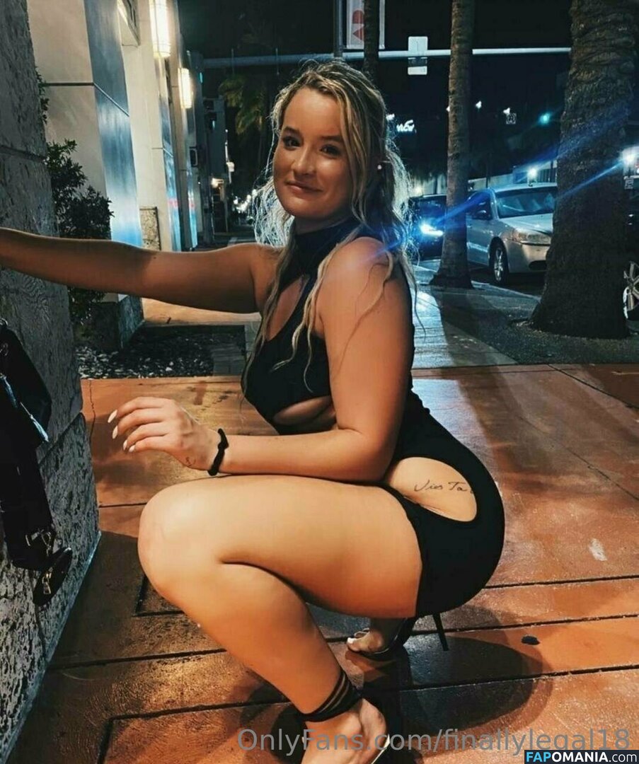 finallylegal18 / hazel_beauti Naakt OnlyFans  Gelekte foto #44