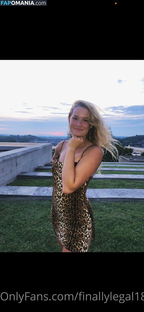 finallylegal18 / hazel_beauti Naakt OnlyFans  Gelekte foto #441