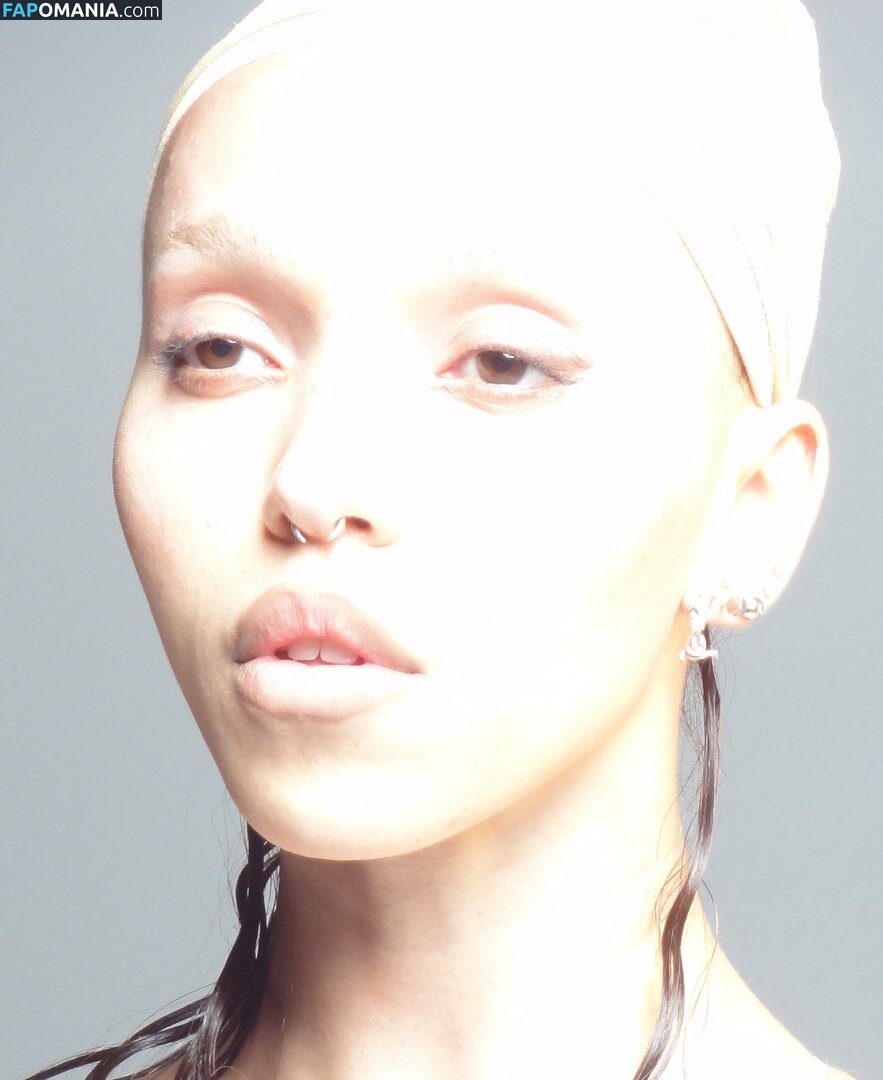 FKA Twigs / FKAtwigs Naakt OnlyFans  Gelekte foto #4