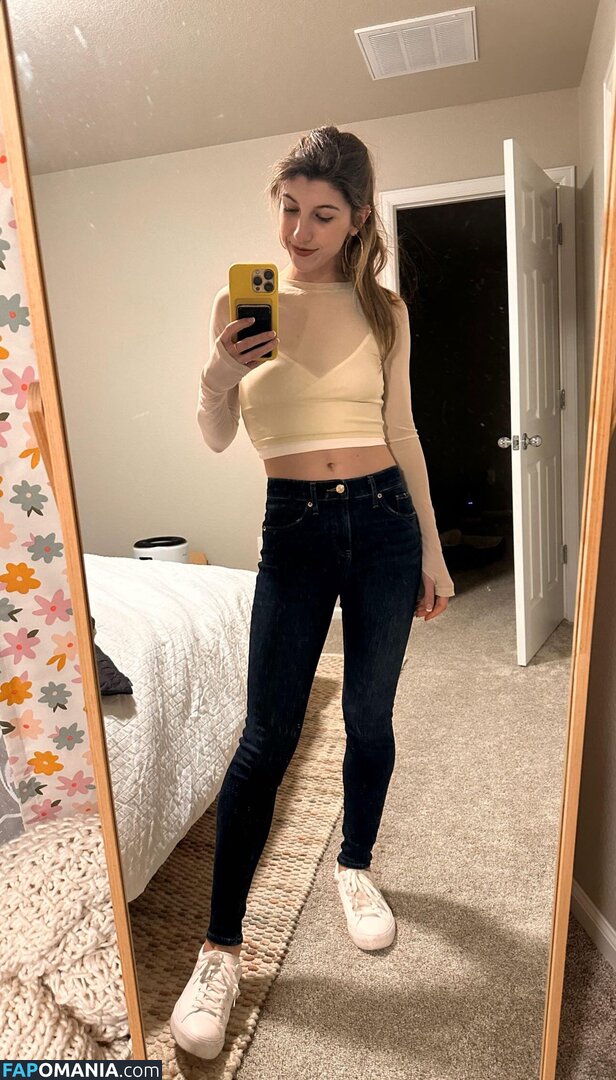 FrivolousFox ASMR / FrivviFox / frivvay Naakt OnlyFans  Gelekte foto #147