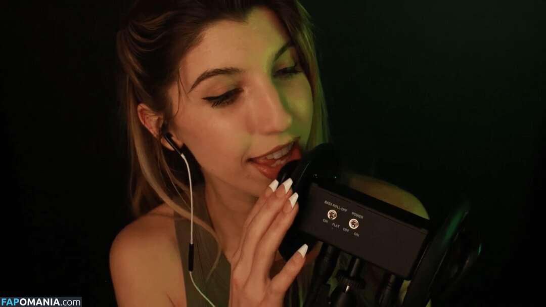 FrivolousFox ASMR / FrivviFox / frivvay Naakt OnlyFans  Gelekte foto #148