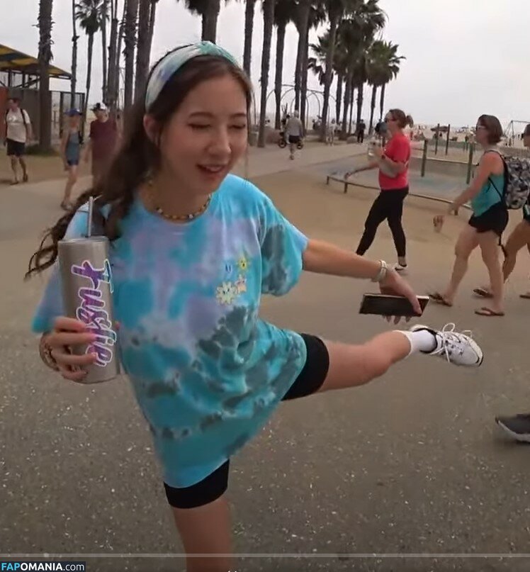 Fuslie / Leslie Naakt OnlyFans  Gelekte foto #86