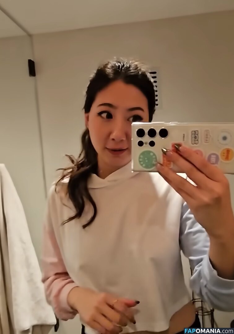 Fuslie / Leslie Naakt OnlyFans  Gelekte foto #293