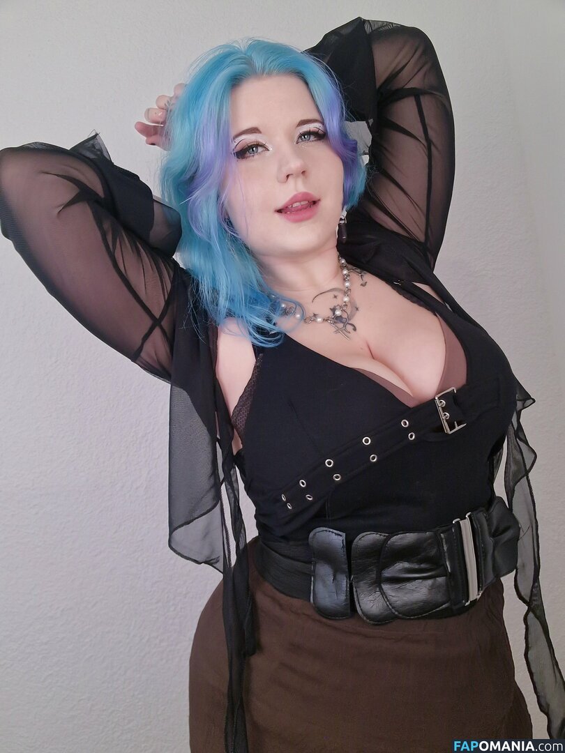 FylyArtworksAndCosplays / Fyly_cosplays Naakt OnlyFans  Gelekte foto #57