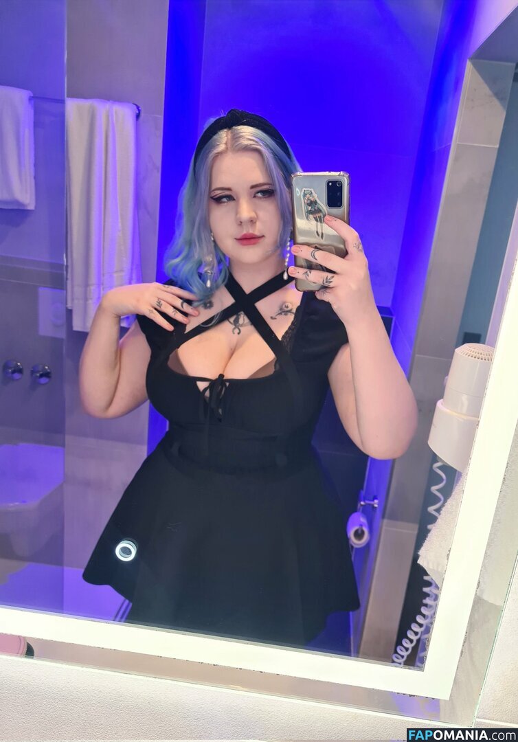FylyArtworksAndCosplays / Fyly_cosplays Naakt OnlyFans  Gelekte foto #107