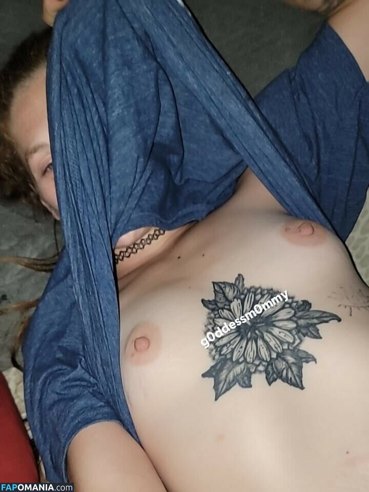 g0ddessm0mmy / imperfect_creativity_ / mommy__mandy Naakt OnlyFans  Gelekte foto #15