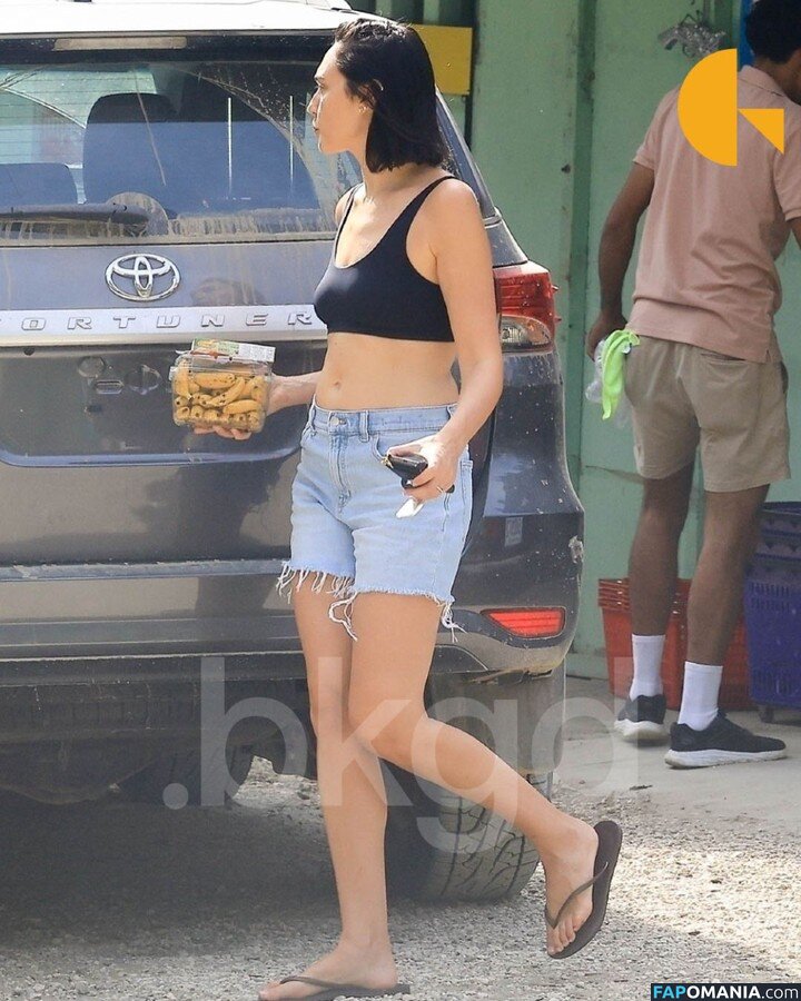 Gal Gadot / gal_gadot / https: / inked_hriss Naakt OnlyFans  Gelekte foto #739