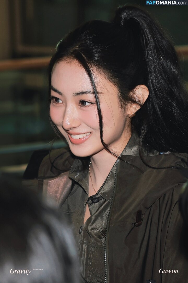 Gawon / Lee Ga-won / MEOVV_GAWON / gawon_moevv / https: / 이가원 MEOVV Naakt OnlyFans  Gelekte foto #14