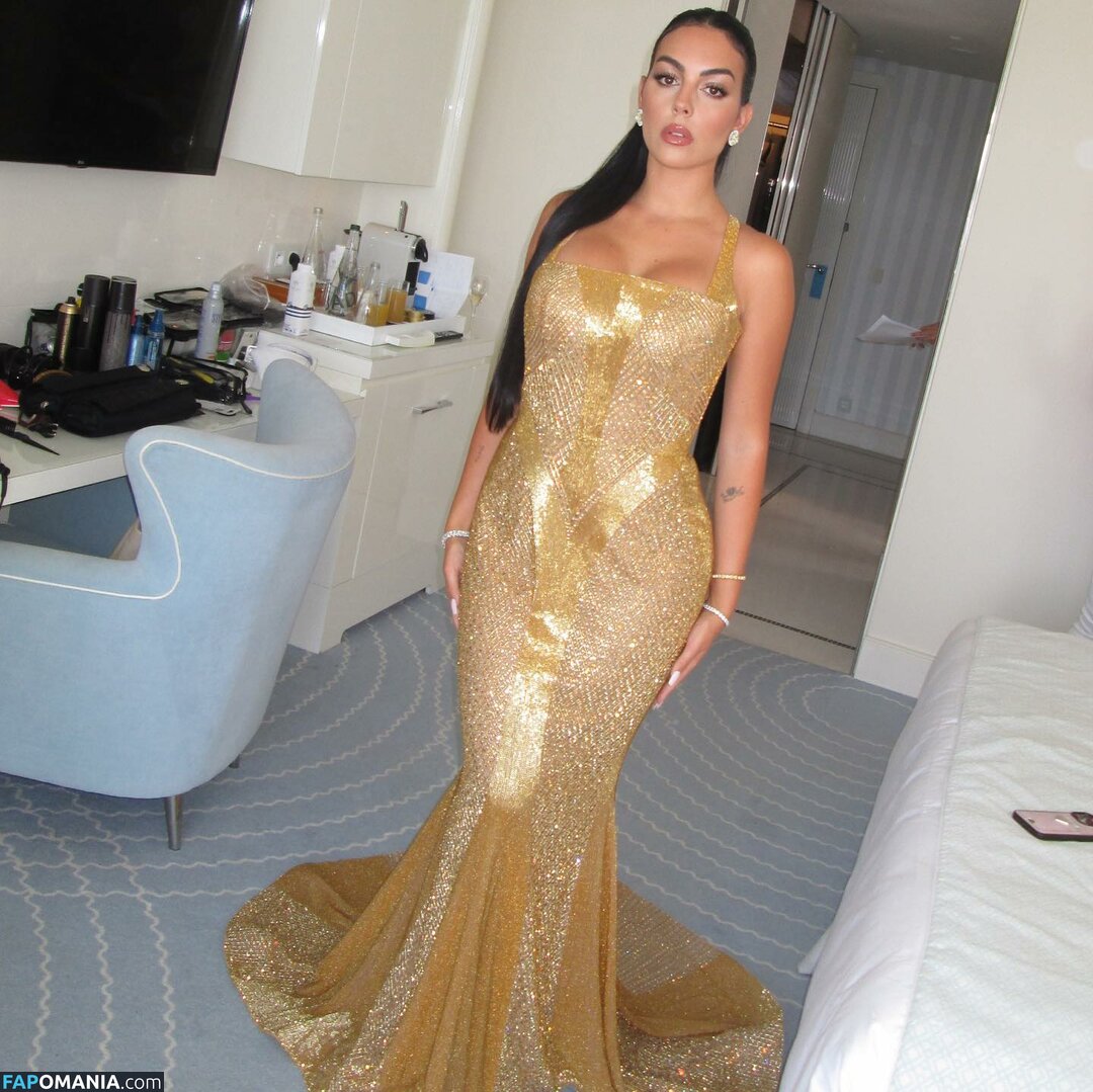 Georgina Rodriguez / georginagio Naakt OnlyFans  Gelekte foto #20