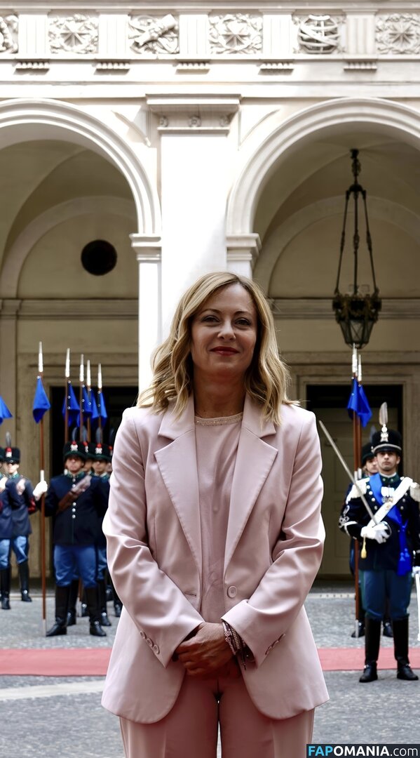 Giorgia Meloni / Italian Prime Minister 🇮🇹 / giorgiameloni Naakt OnlyFans  Gelekte foto #2