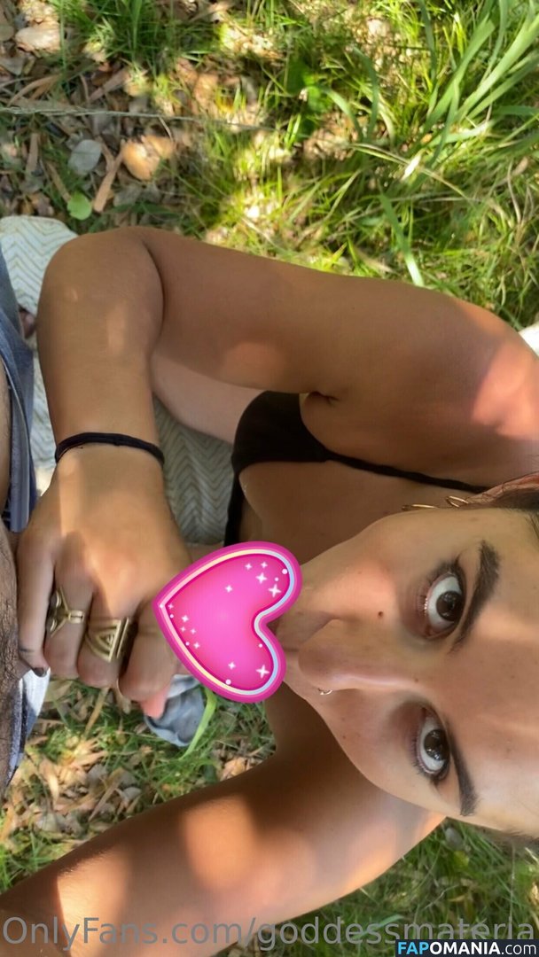 Goddessmaterial1 / Shundi / nashundaleoni Naakt OnlyFans  Gelekte foto #35